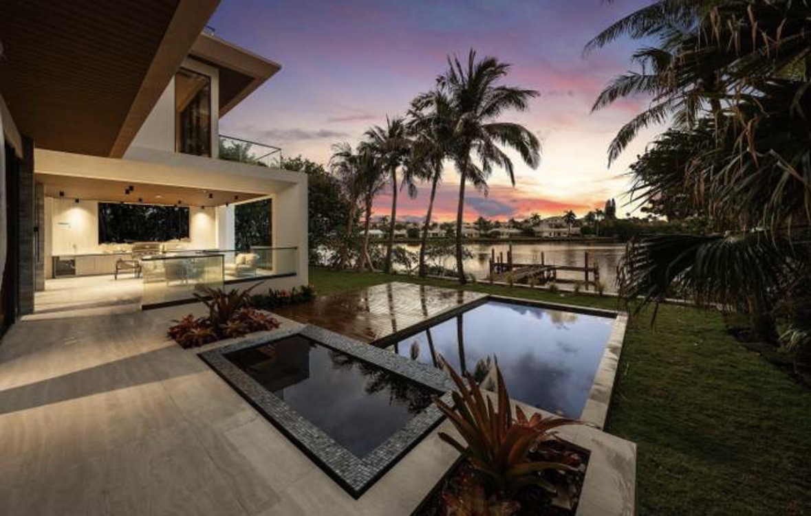 Lot 29 residence, dusk